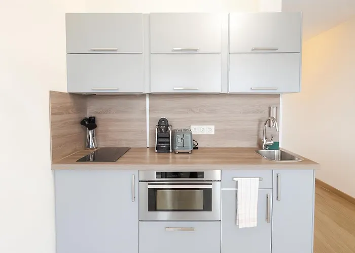 Apartment Beau Renove, Balcon, Acces Plage, Piscine *